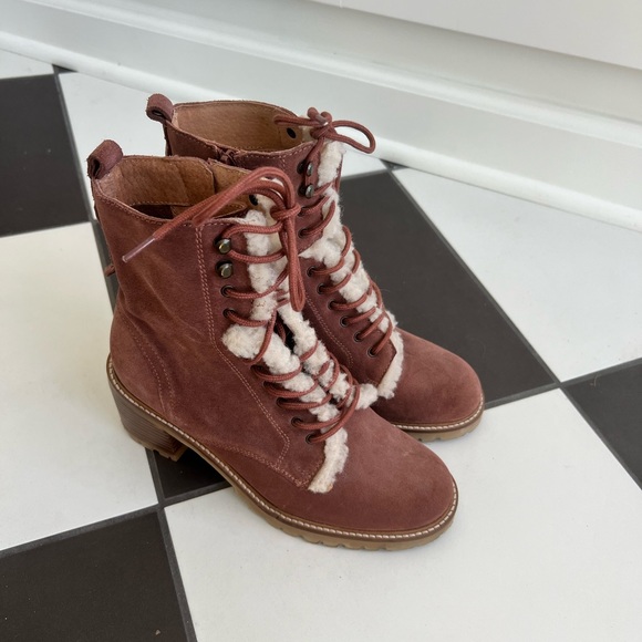 Anthropologie Seychelles muted pink Sherpa boots - never worn NEW - Picture 5 of 9